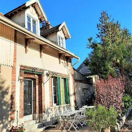 L'allee Du Quatre